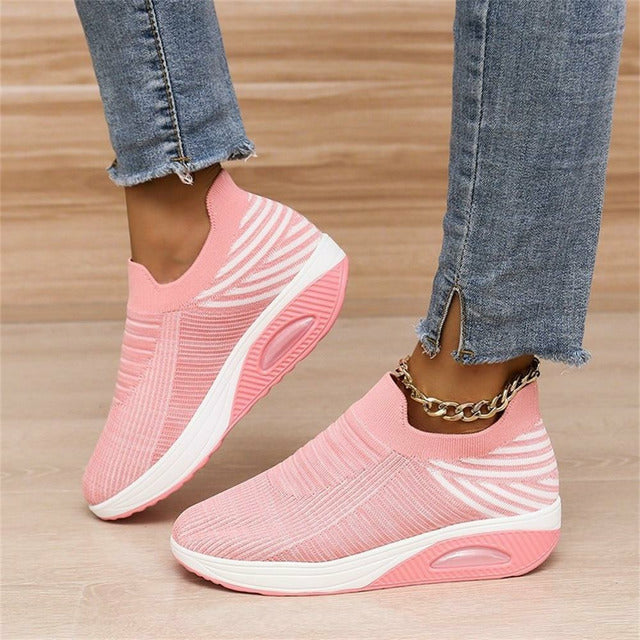 Kvinnors Lättviktiga Slip-On Sneakers med Randigt Mönster 1