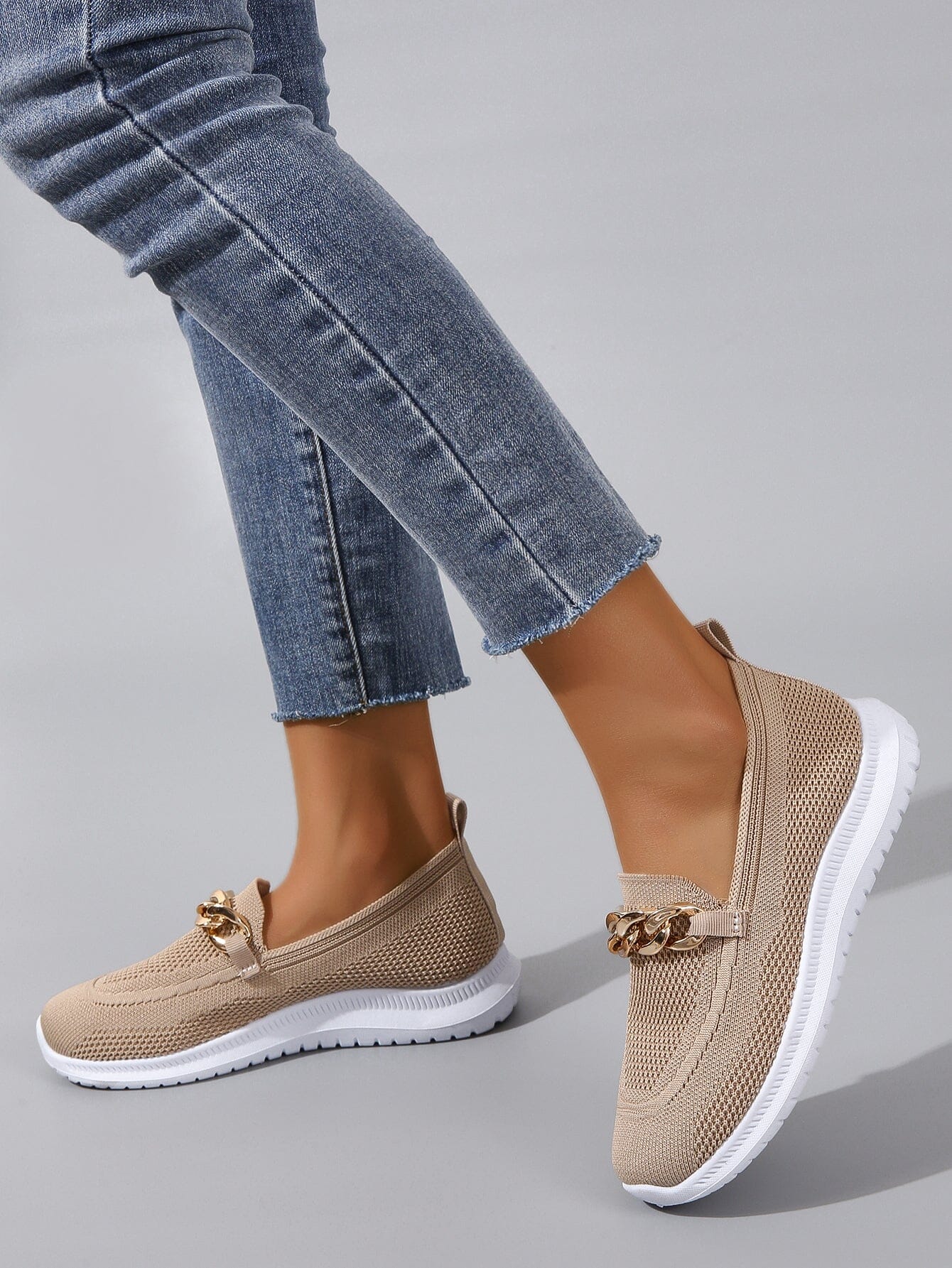 Dam Sneakers med Guldkedjedesign