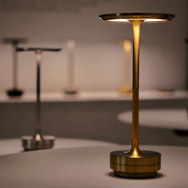 Bärbar Bordslampa