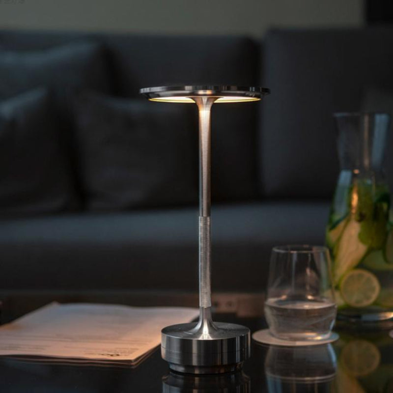 Bärbar Bordslampa
