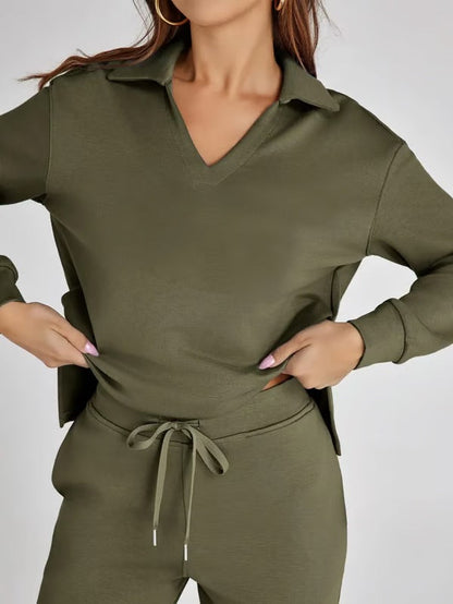 Tvådelat Loungewear-Set för Kvinnor Med Topp med V-ringning och Byxor med Vida ben