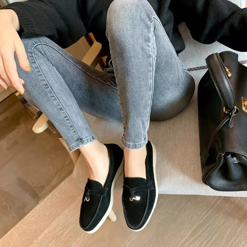 Dam Loafers, Enfärgad