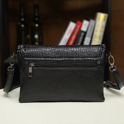 Kateleen - Eleganta Vegansk Läder Crossbody-Väska Med Kedjedesign För Dam