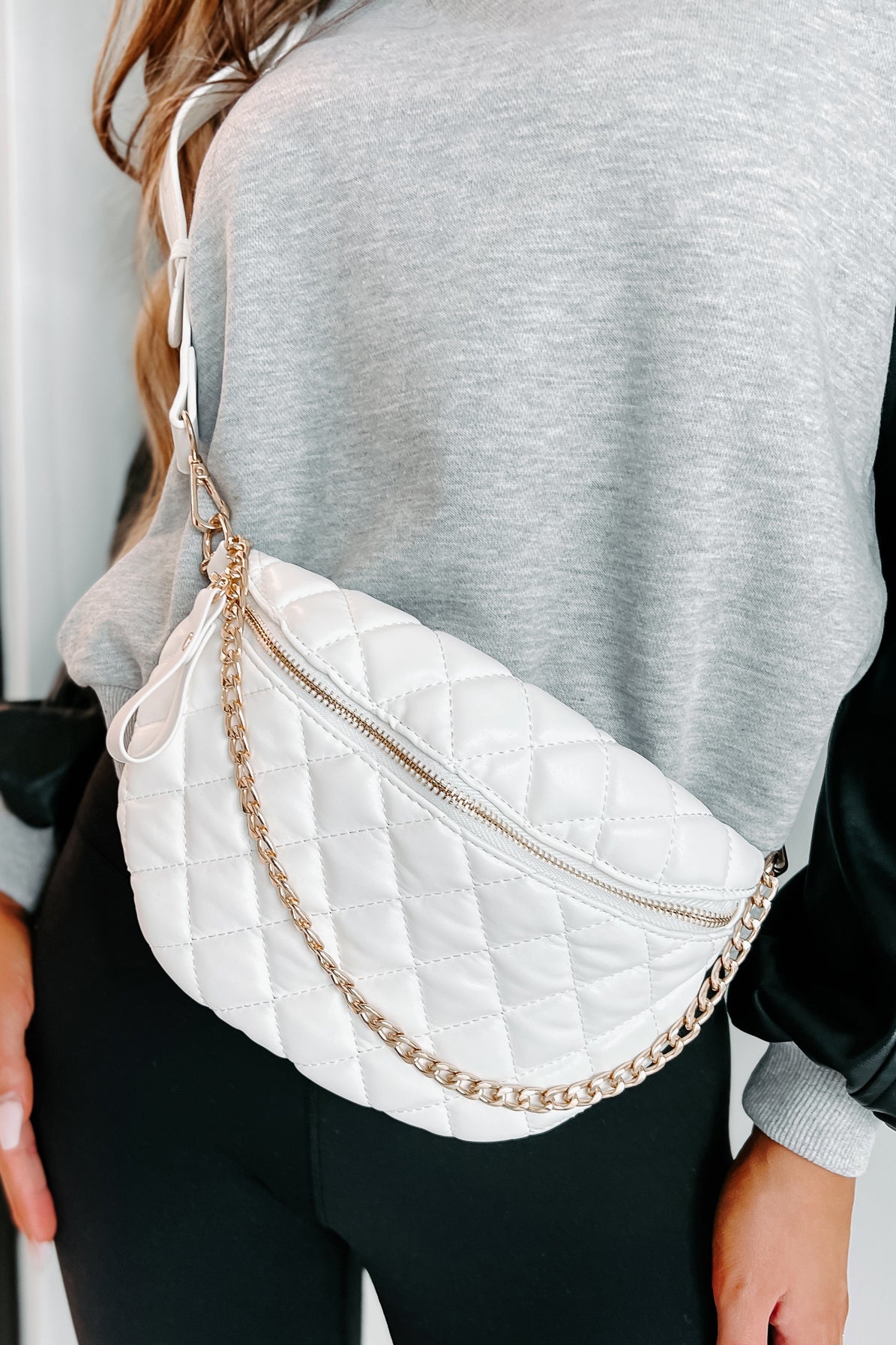 Dam Stylish PU Bumväska med Quiltad Detalj och Guld Hårdvara