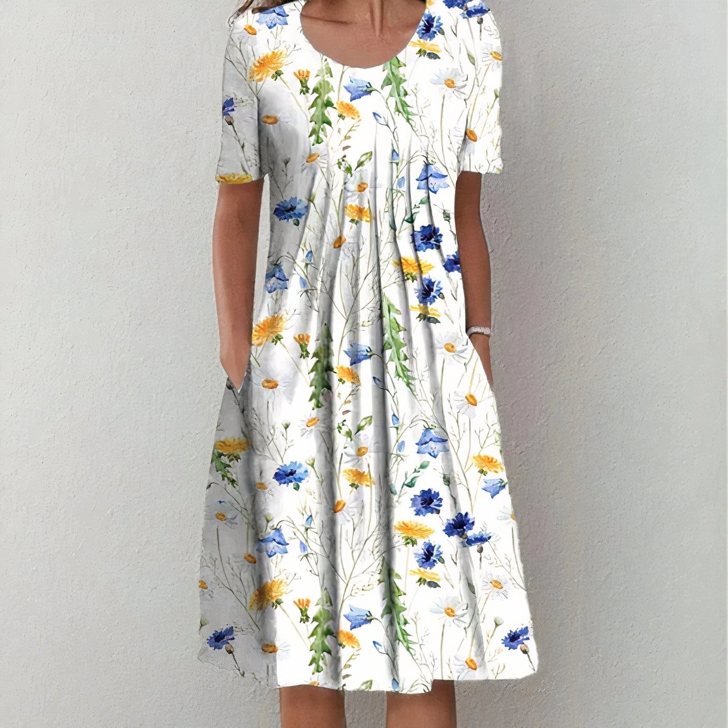 Kvinnors Blommig Klänning med Ärmlös Design för Vår/Sommar 4