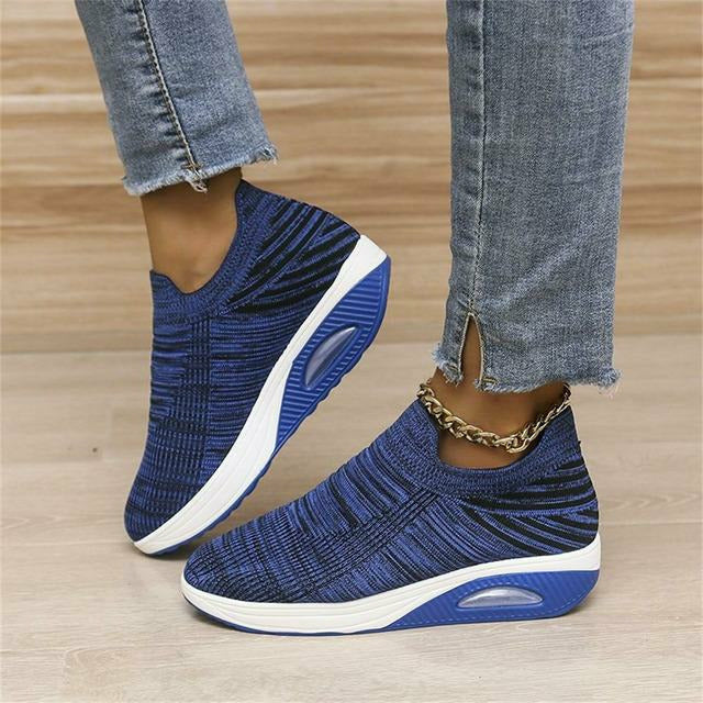 Kvinnors Lättviktiga Slip-On Sneakers med Randigt Mönster 3