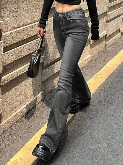 Dam Jeans | Hög Midja | Utsvängda Ben