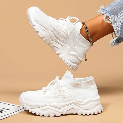 Dam Sneakers med Snörning och Flexibel Sula