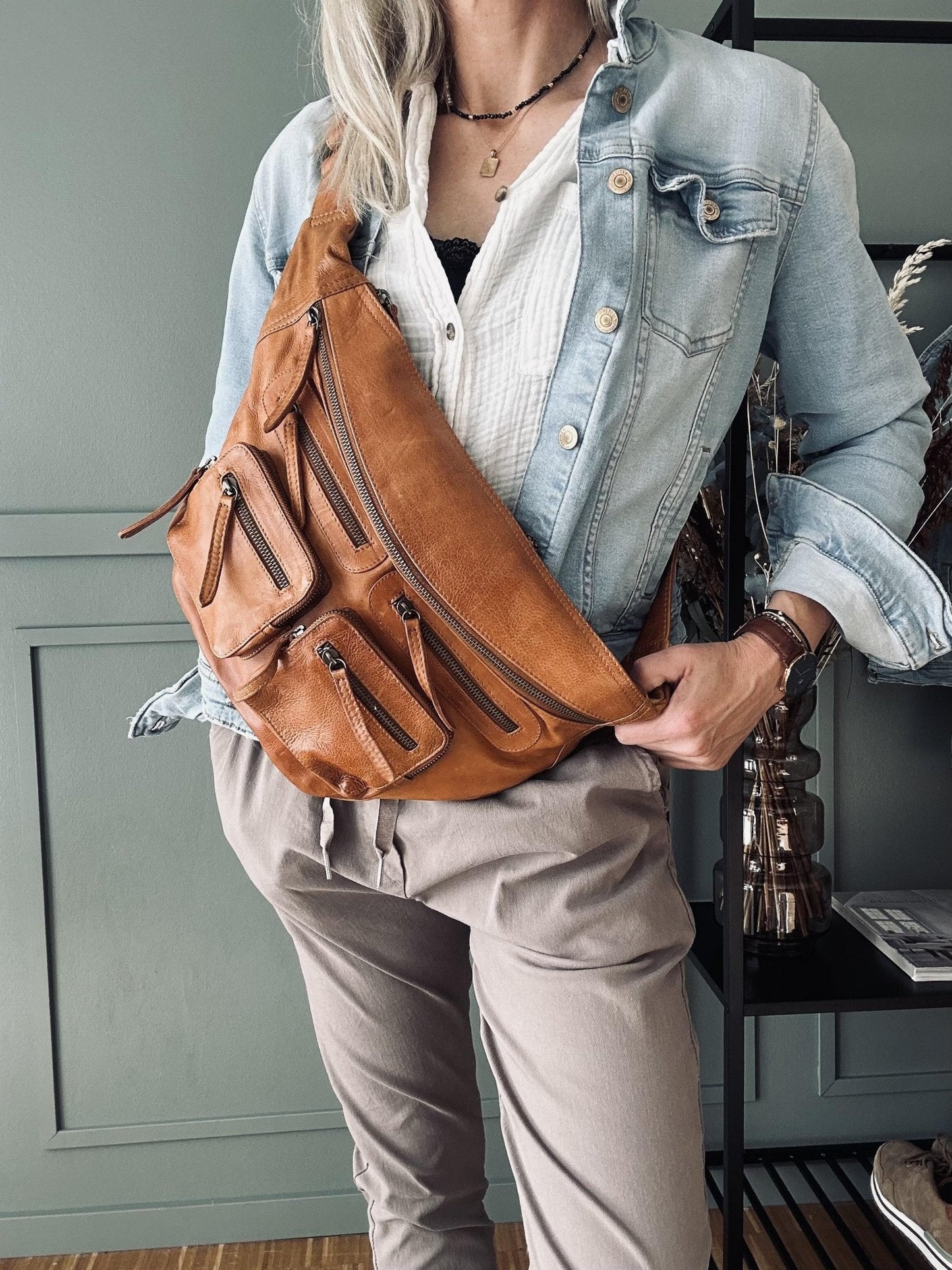 Unisex stor lær bumbag med justerbar rem for ekstra oppbevaring