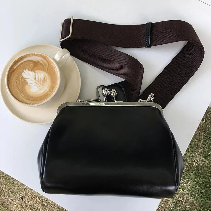 Gabriella - Läppformad Klämstängning Crossbody-Väska med Bred Rem för Dam